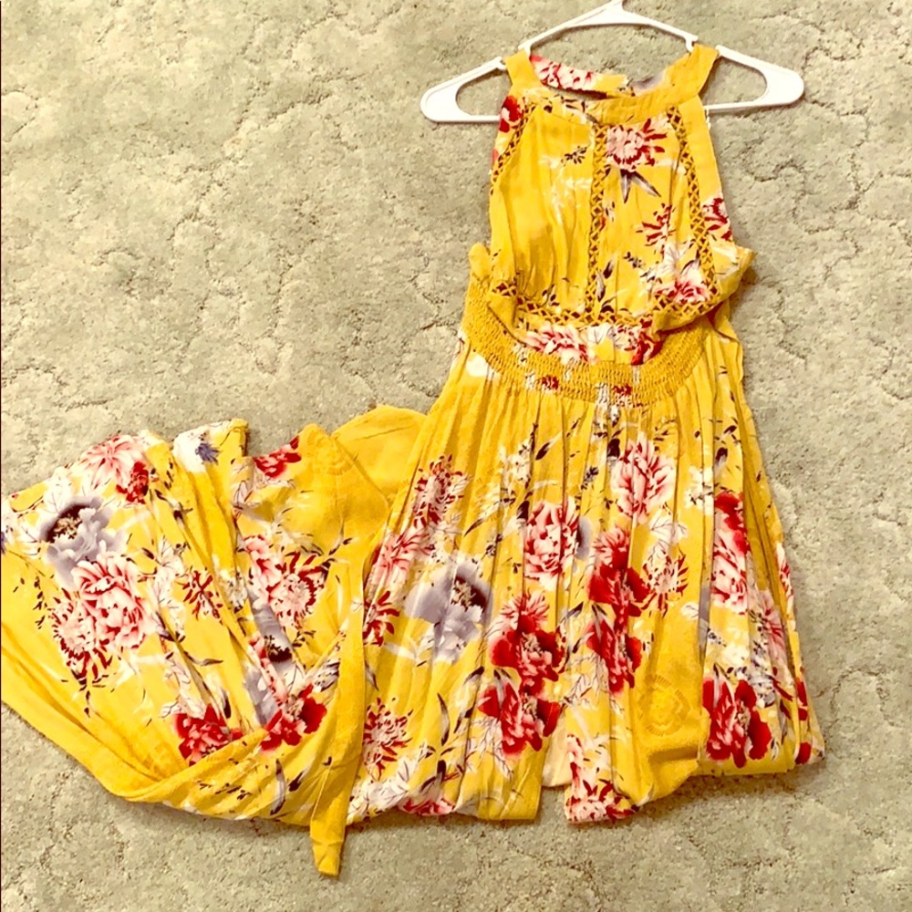Women’s dress